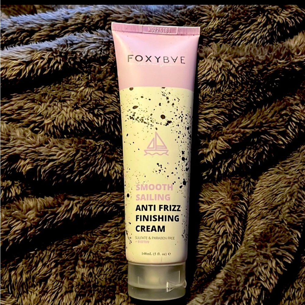 FoxyBae Anti Frizz Finishing Cream - 5 fl oz